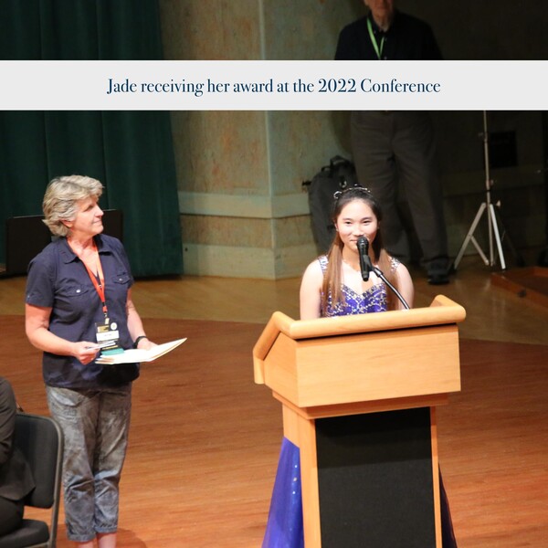 미국에서 열린 2022 International Women’s Brass Conference  에서 Penny Turner Young Artist Award를 수상하는 Jade